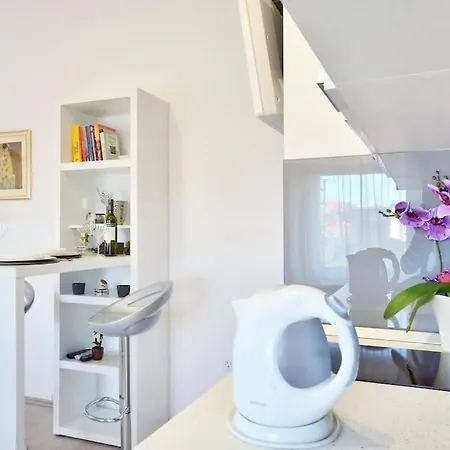 Silver 4- Luxury Apart In Center Apartment